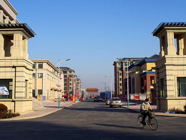 李洪波 旧貌换新颜